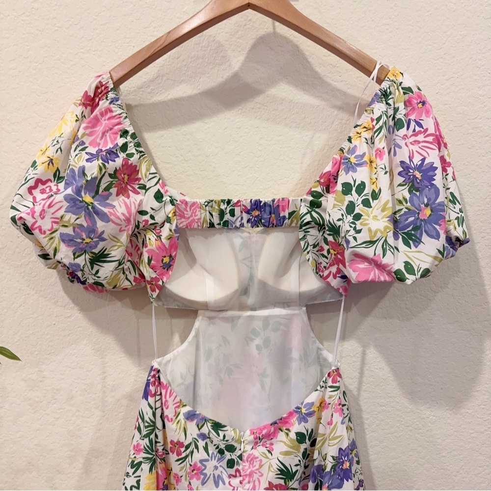 ASTR Clarita Cut Out Mini Dress in Pink Yellow Multi Floral Size Small NWT - Picture 7 of 13